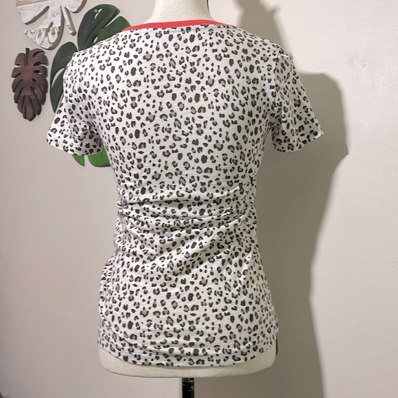 J. Crew Leopard Print Short Sleeve Vintage Cotton CrewNeck Tee Sz. XXS/XS Sz. 00 - Picture 4 of 11